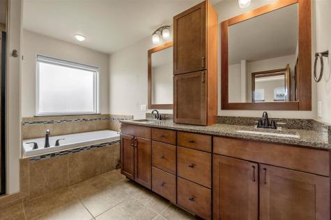 1722 Lake Shore Drive Iowa City IA 52246