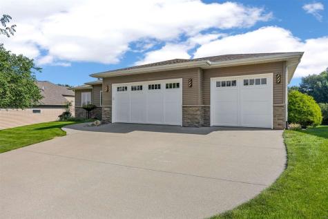 1722 Lake Shore Drive Iowa City IA 52246