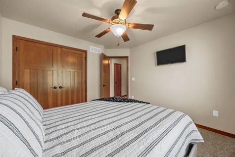 1722 Lake Shore Drive Iowa City IA 52246
