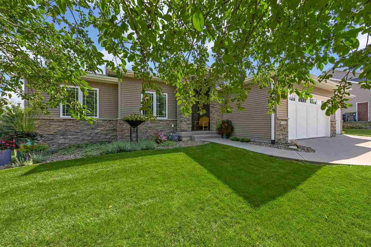 1722 Lake Shore Drive Iowa City IA 52246