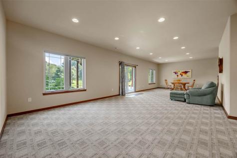 1722 Lake Shore Drive Iowa City IA 52246