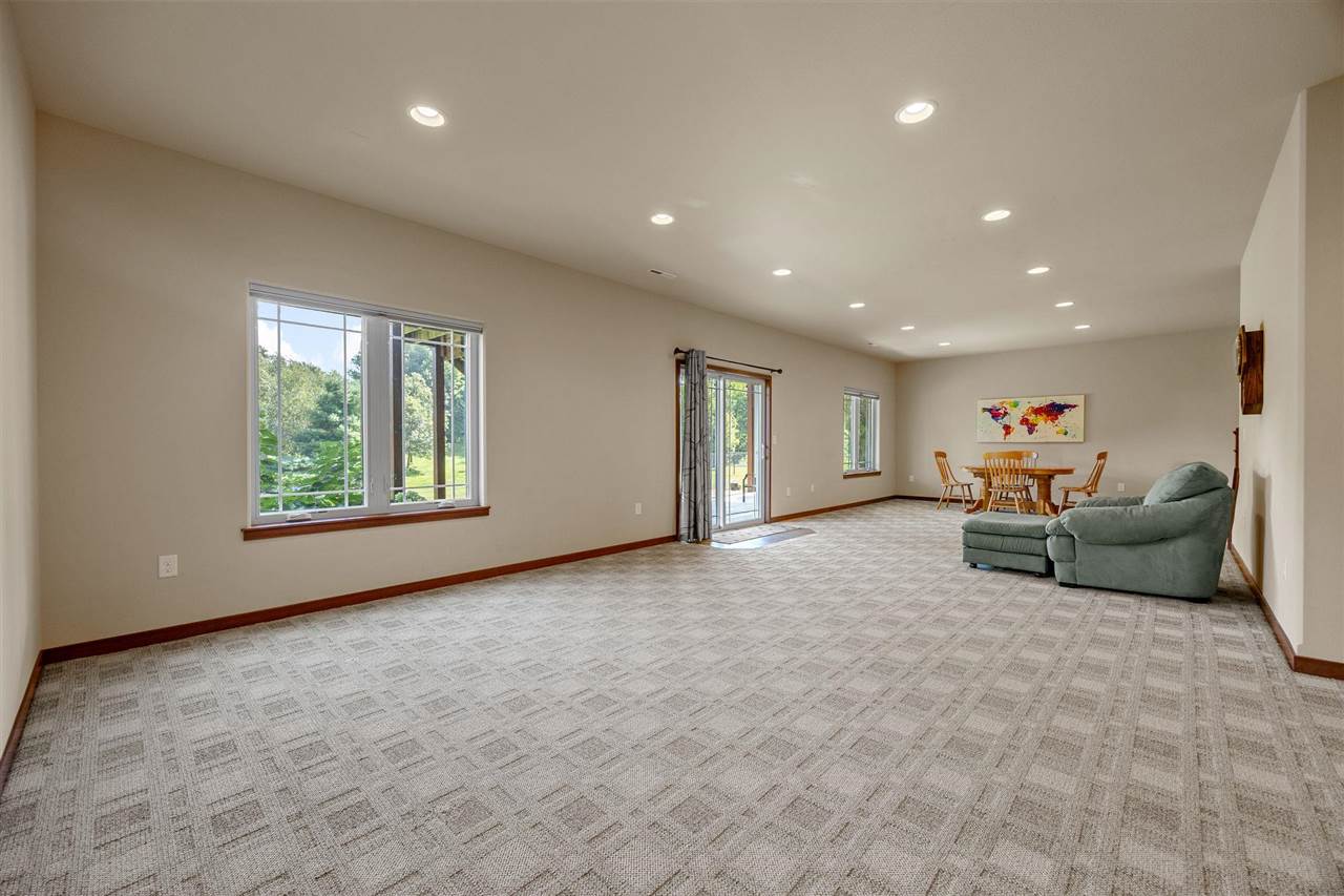 1722 Lake Shore Drive Iowa City IA 52246