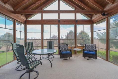 820 S 15th Avenue Washington IA 52353
