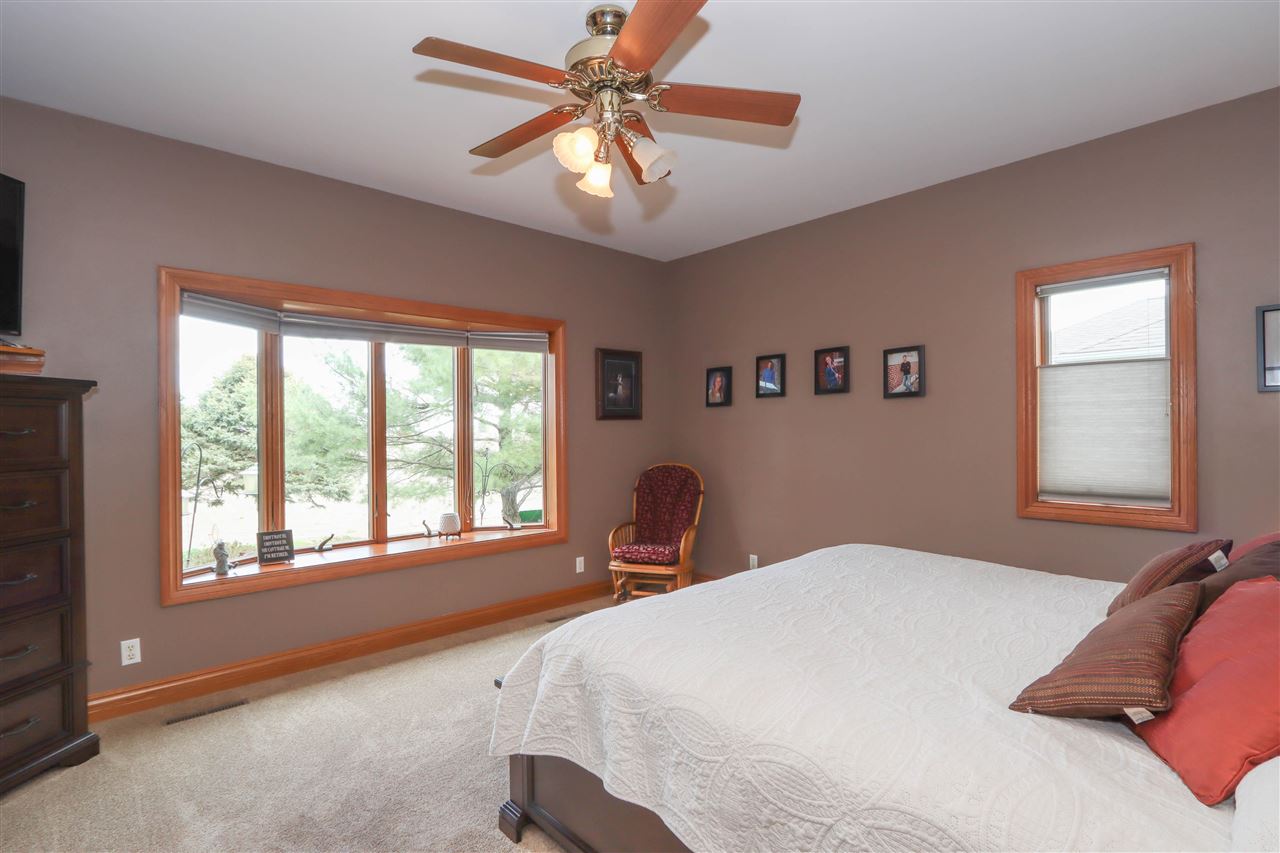 820 S 15th Avenue Washington IA 52353