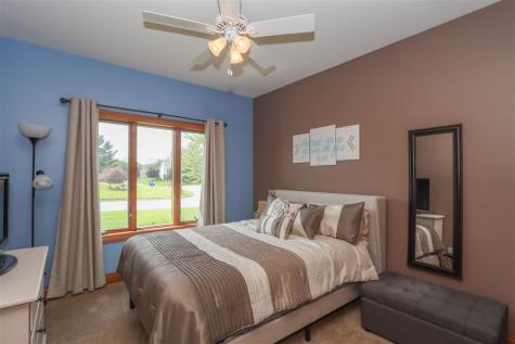 820 S 15th Avenue Washington IA 52353