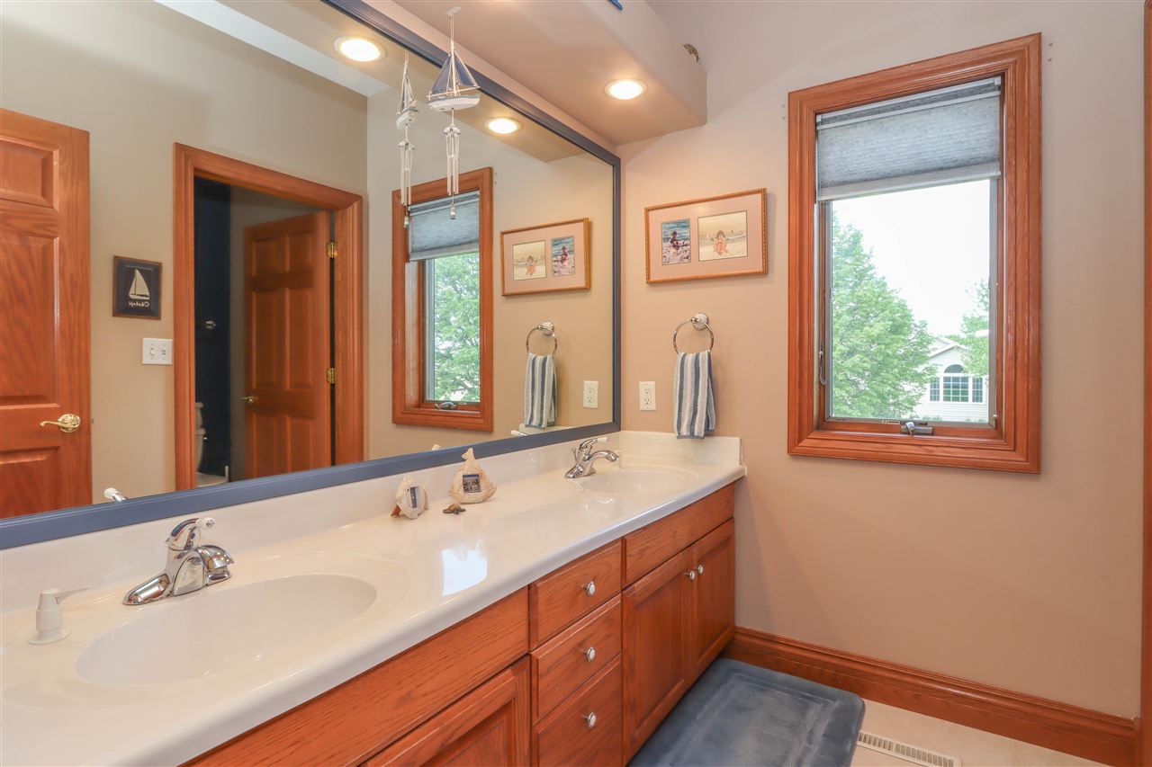 820 S 15th Avenue Washington IA 52353