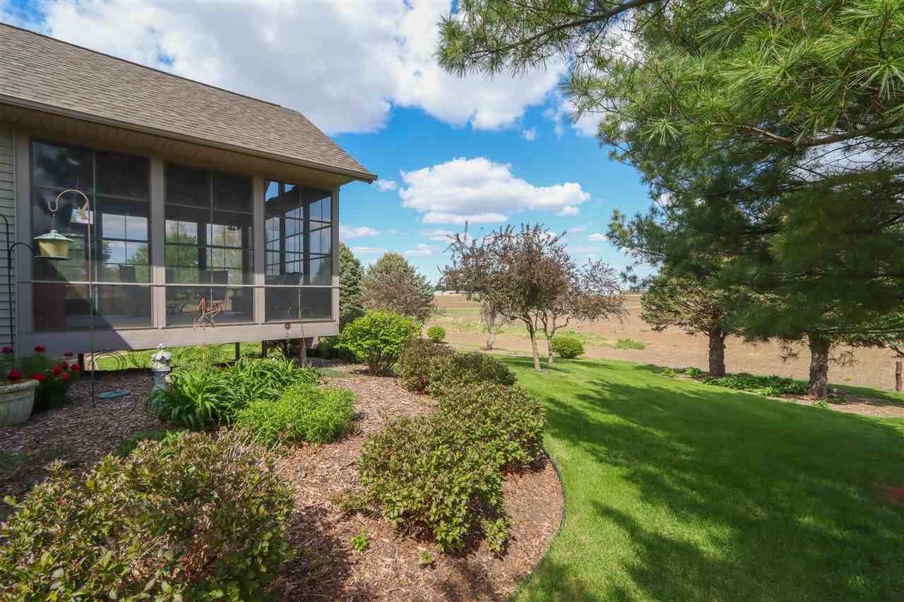 820 S 15th Avenue Washington IA 52353