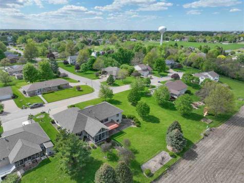 820 S 15th Avenue Washington IA 52353
