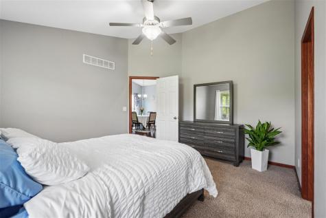815 10th Ave Place Coralville IA 52241