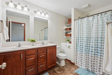 815 10th Ave Place Coralville IA 52241