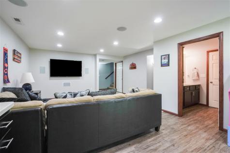815 10th Ave Place Coralville IA 52241