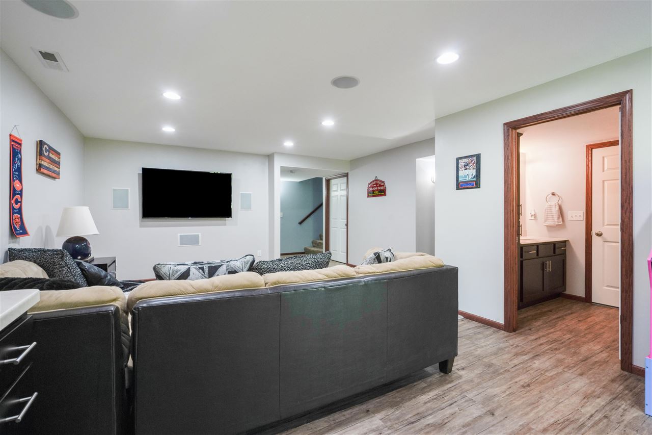 815 10th Ave Place Coralville IA 52241