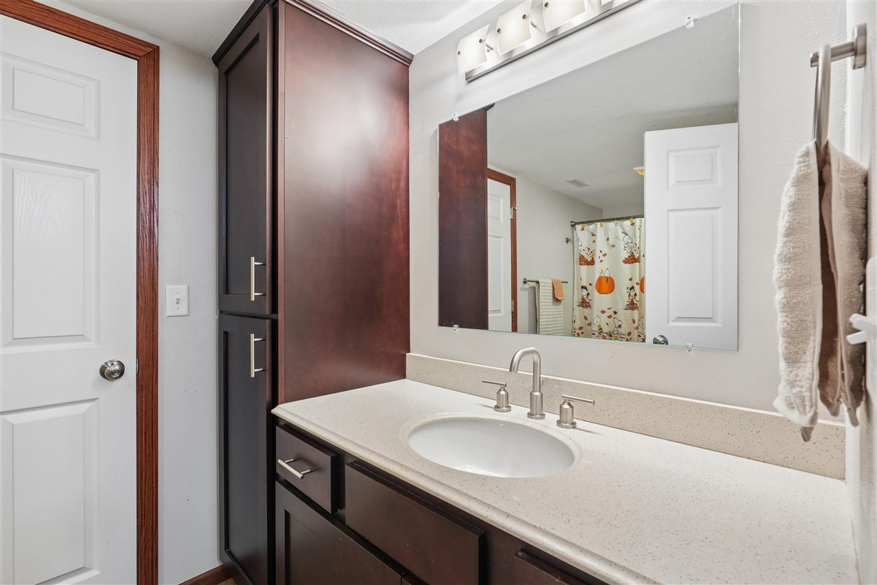 815 10th Ave Place Coralville IA 52241