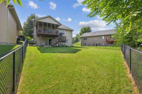 815 10th Ave Place Coralville IA 52241
