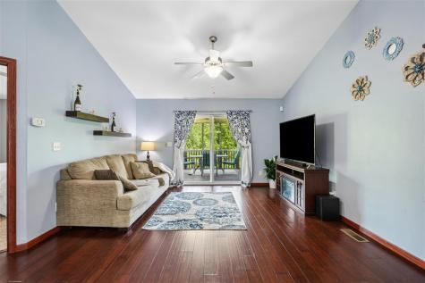 815 10th Ave Place Coralville IA 52241