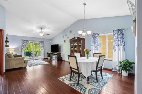 815 10th Ave Place Coralville IA 52241