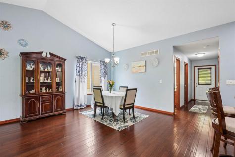 815 10th Ave Place Coralville IA 52241