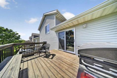 1545 Vesti Lane Iowa City IA 52240