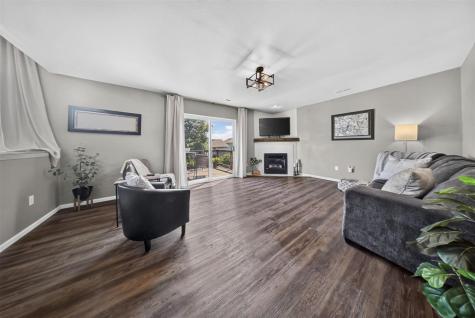1545 Vesti Lane Iowa City IA 52240