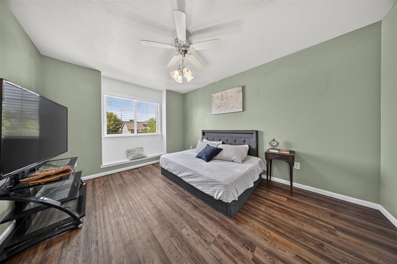 1545 Vesti Lane Iowa City IA 52240