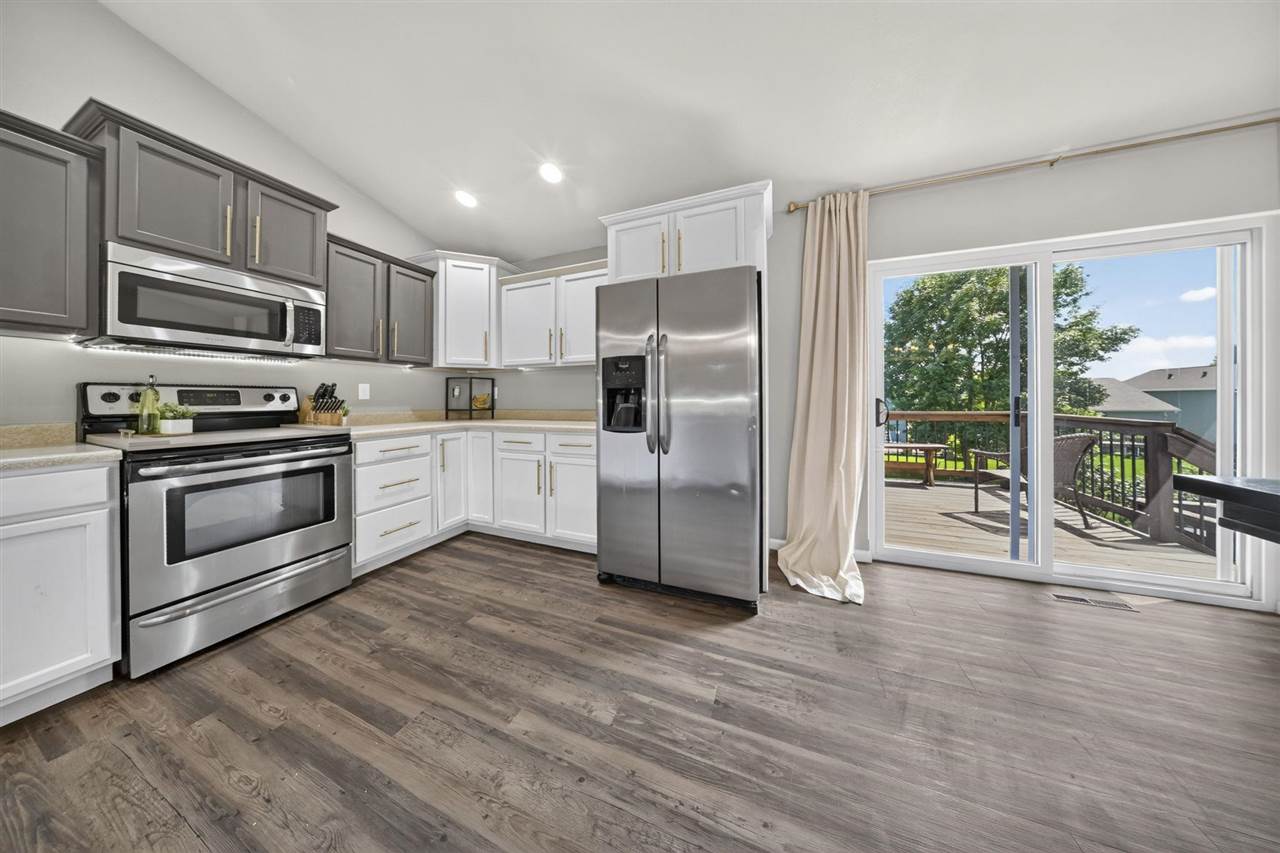 1545 Vesti Lane Iowa City IA 52240