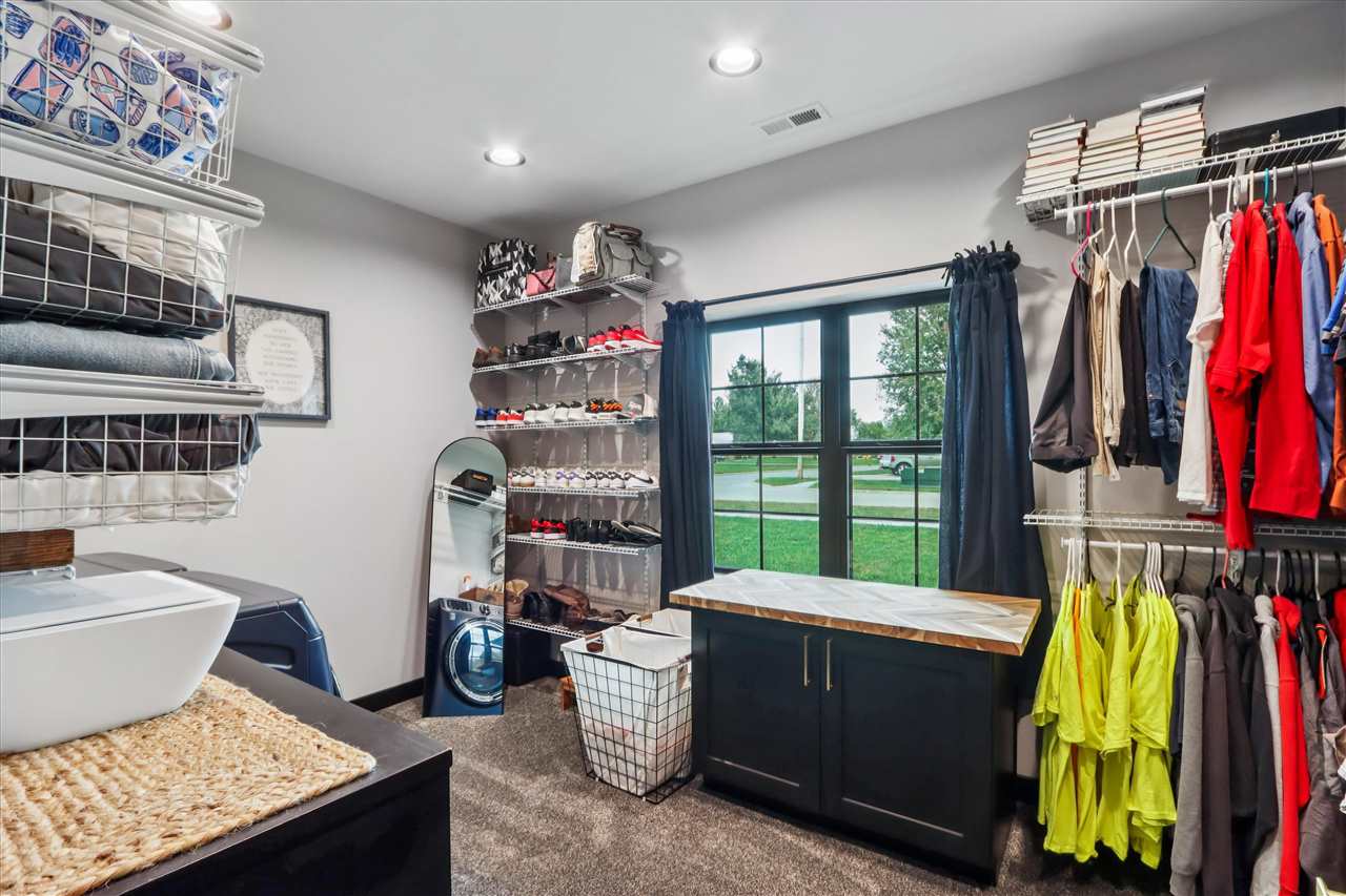 323 Roberts Avenue Marengo IA 52301