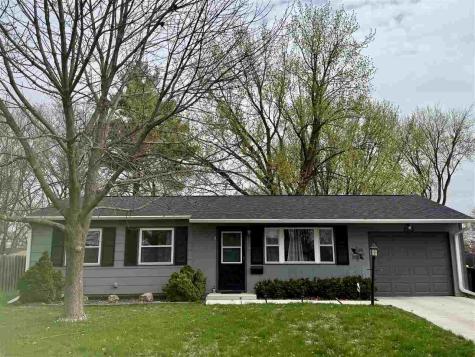 2212 Nevada Avenue Iowa City IA 52240