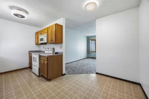 223 Lynda Drive NW Cedar Rapids IA 52405