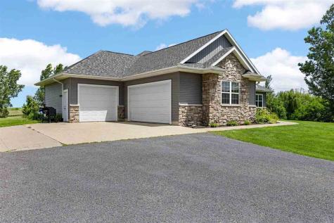 3352 Southridge Drive Amana IA 52203