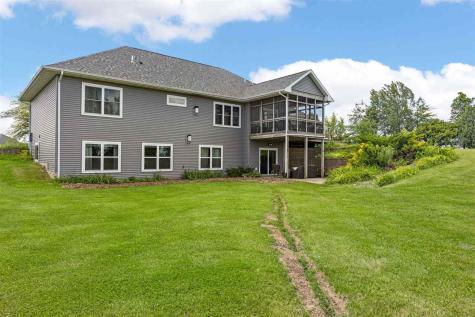 3352 Southridge Drive Amana IA 52203