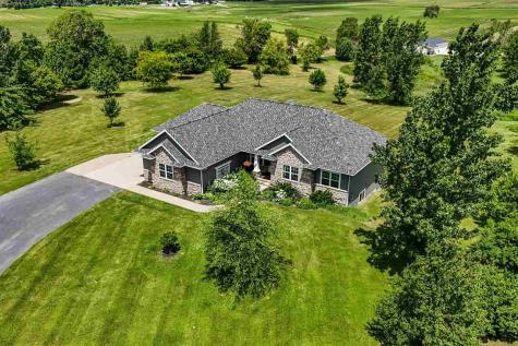 3352 Southridge Drive Amana IA 52203