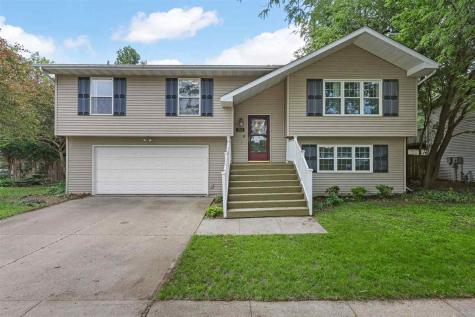 1953 Lakeside Drive Iowa City IA 52240