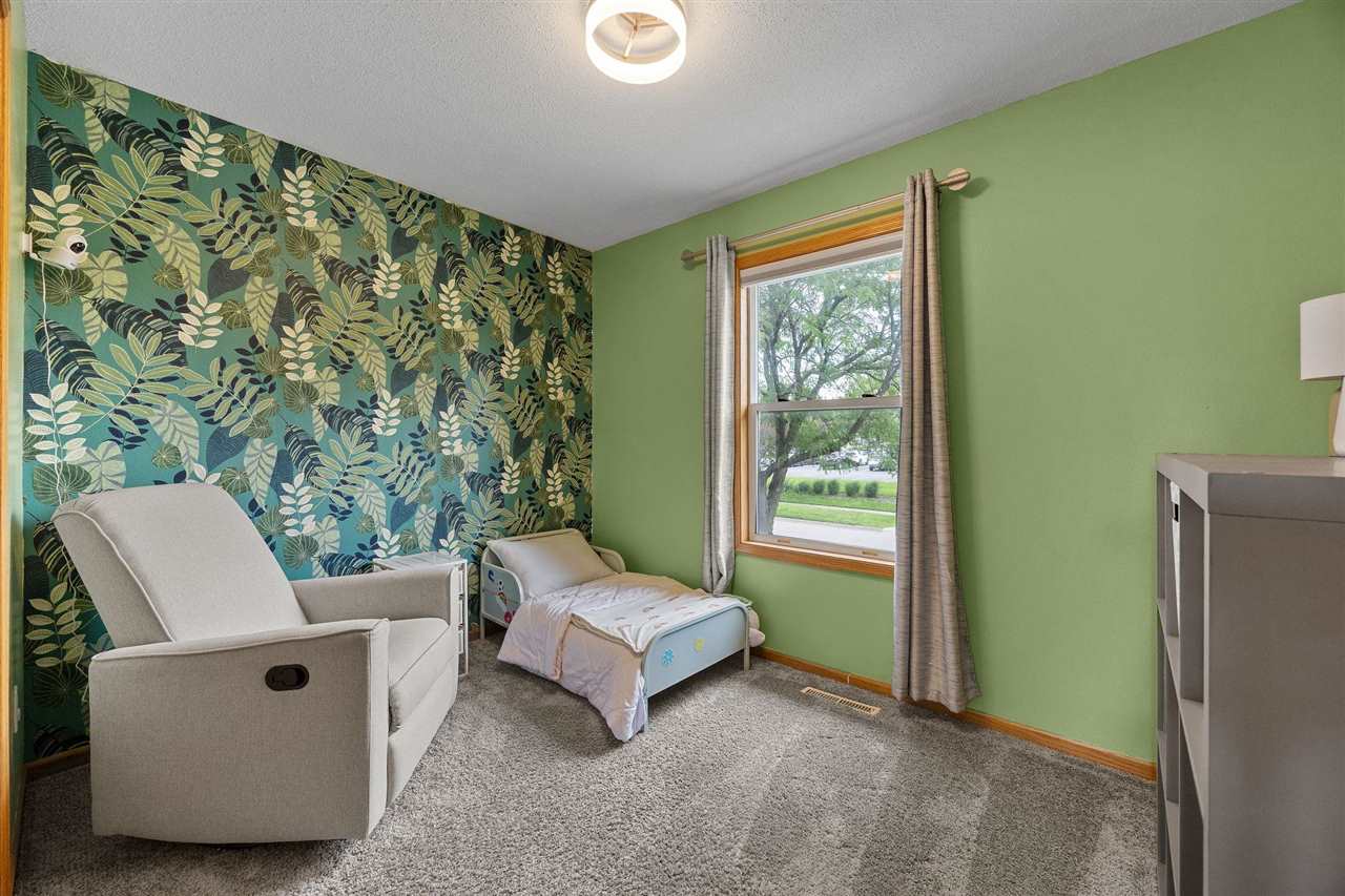 1953 Lakeside Drive Iowa City IA 52240