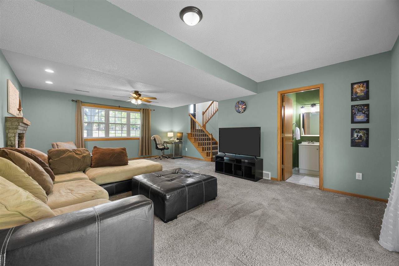 1953 Lakeside Drive Iowa City IA 52240
