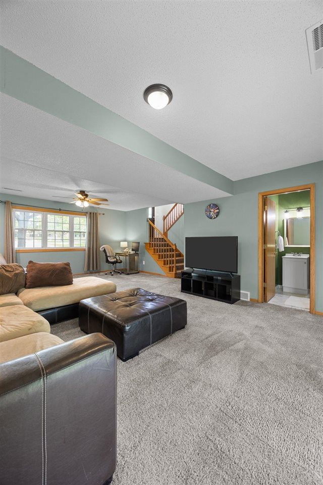 1953 Lakeside Drive Iowa City IA 52240