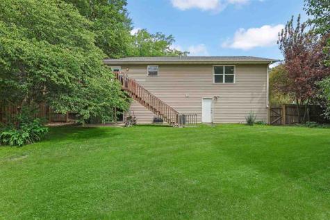 1953 Lakeside Drive Iowa City IA 52240