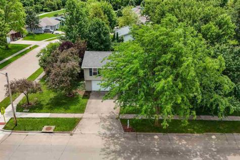 1953 Lakeside Drive Iowa City IA 52240