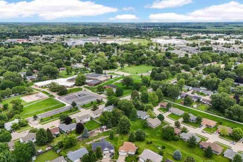 1953 Lakeside Drive Iowa City IA 52240