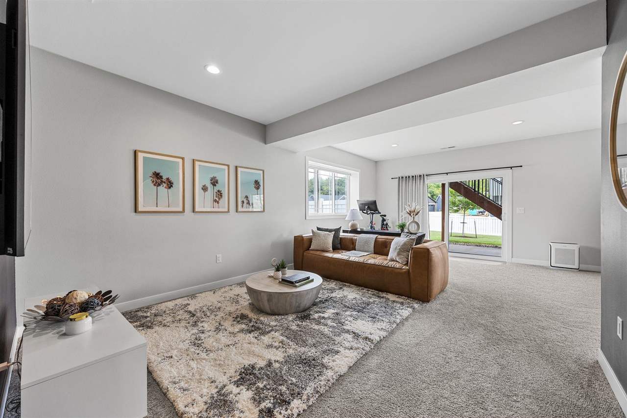 1244 Kona Circle Coralville IA 52241