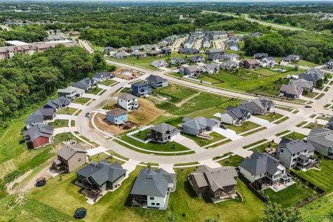 1244 Kona Circle Coralville IA 52241