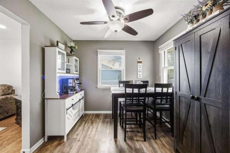 1648 24th Street NW Cedar Rapids IA 52405
