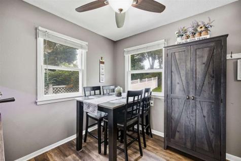 1648 24th Street NW Cedar Rapids IA 52405