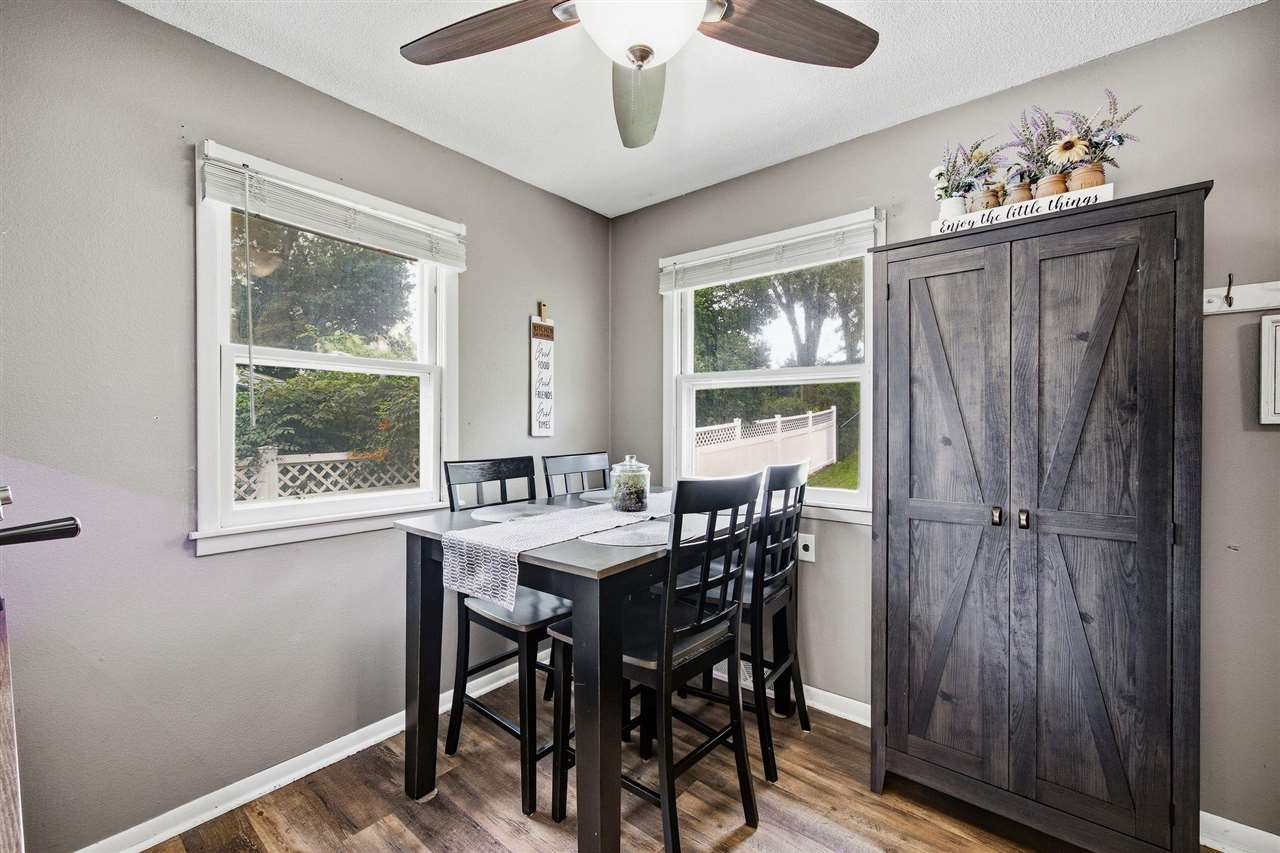 1648 24th Street NW Cedar Rapids IA 52405