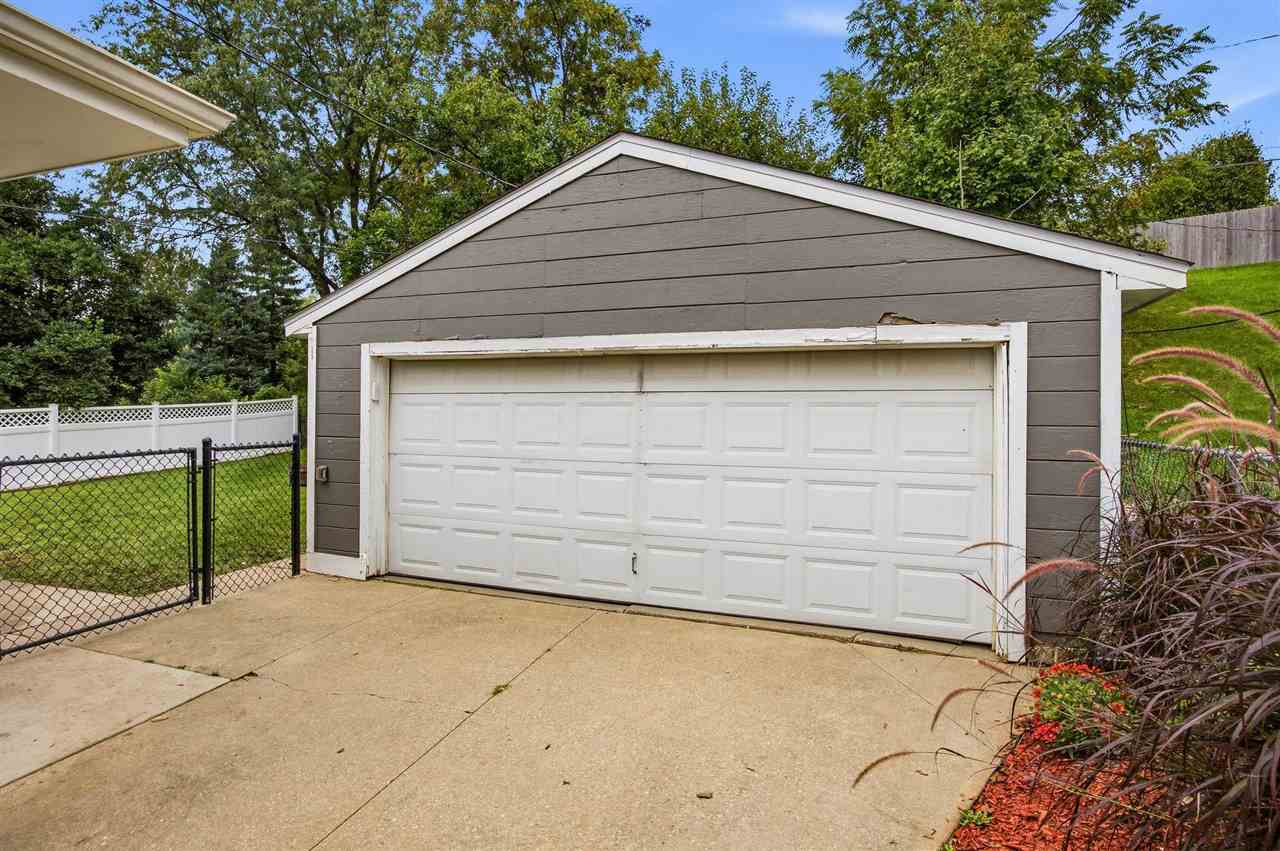 1648 24th Street NW Cedar Rapids IA 52405