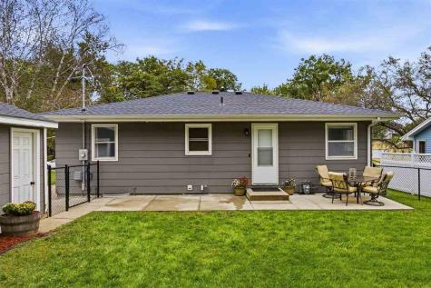 1648 24th Street NW Cedar Rapids IA 52405