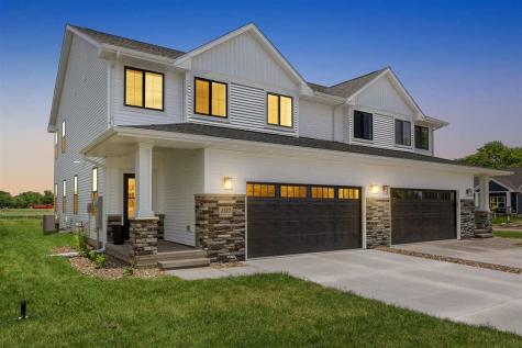 1322 Isabelle Lane North Liberty IA 52317