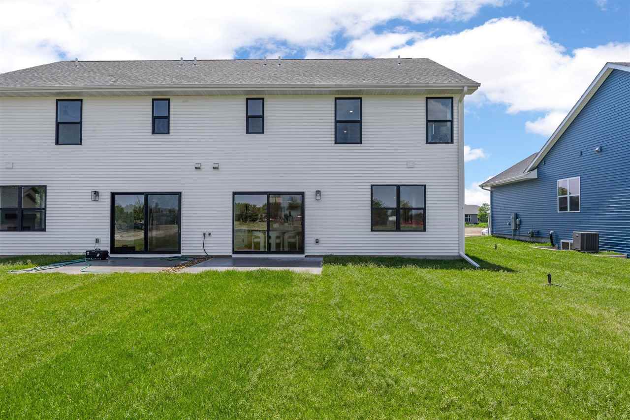 1322 Isabelle Lane North Liberty IA 52317