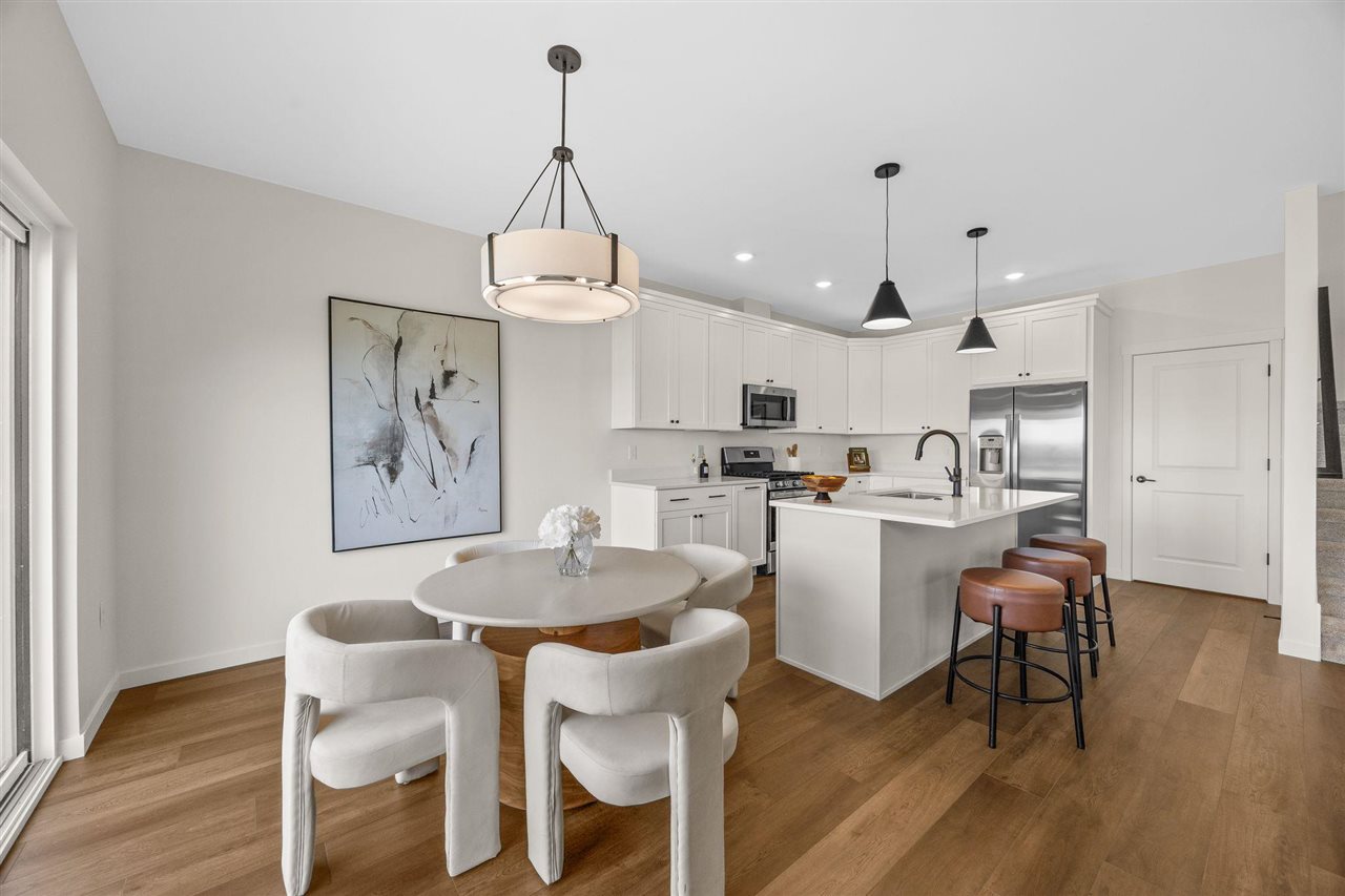 1322 Isabelle Lane North Liberty IA 52317