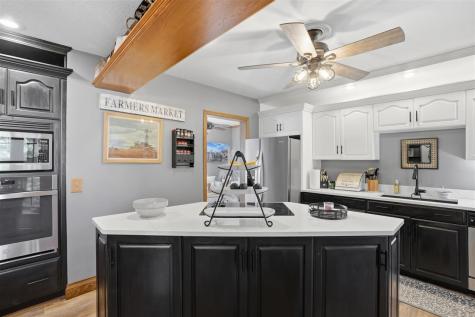 1105 N Marion Washington IA 52353