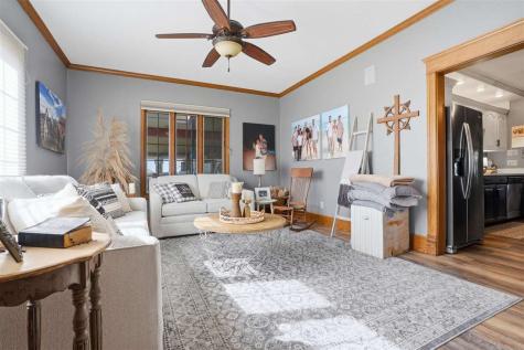 1105 N Marion Washington IA 52353